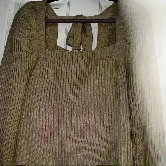 Puff sleeve square neck ribbed sweater NWT Forever21 Size large - Picture 6 of 6